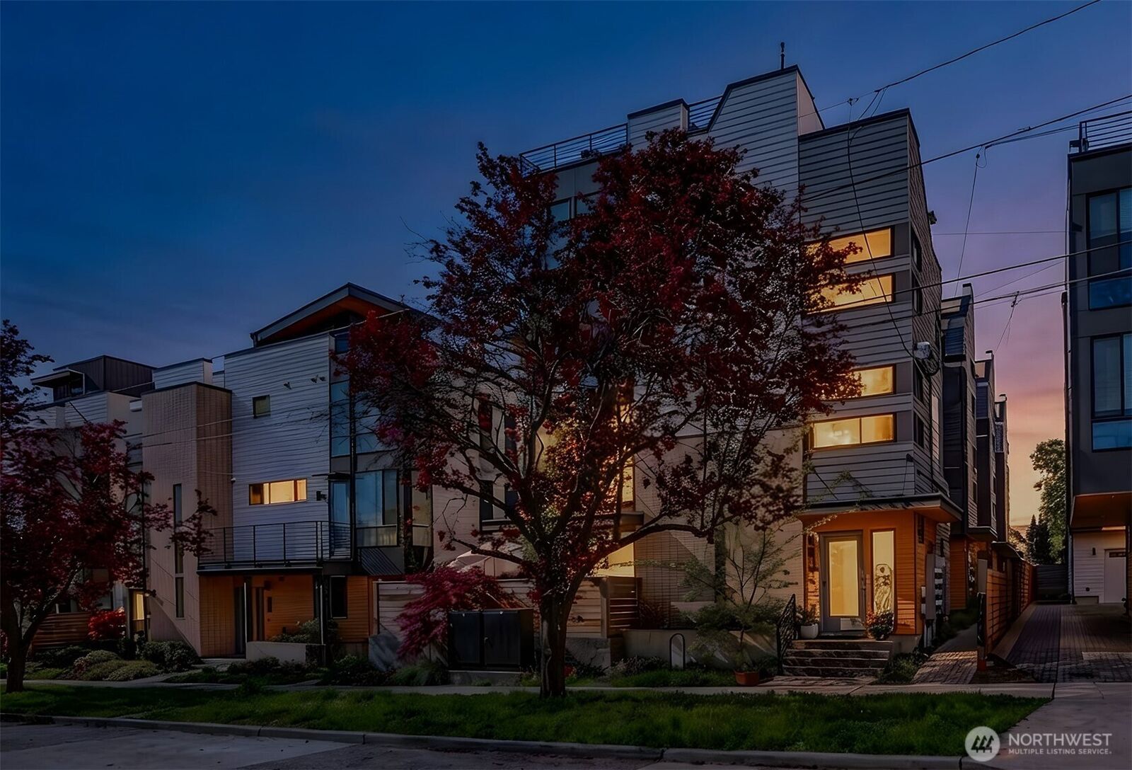 Property Photo:  916 NW 56th Street G  WA 98107 