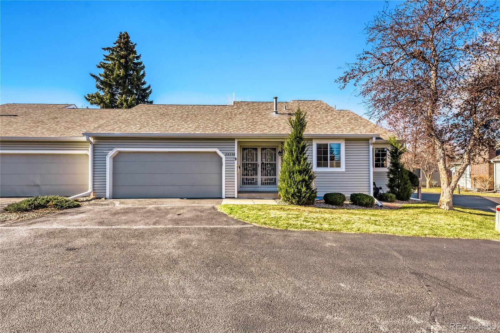 Property Photo: 2824 S Heather Gardens Way B CO 80014