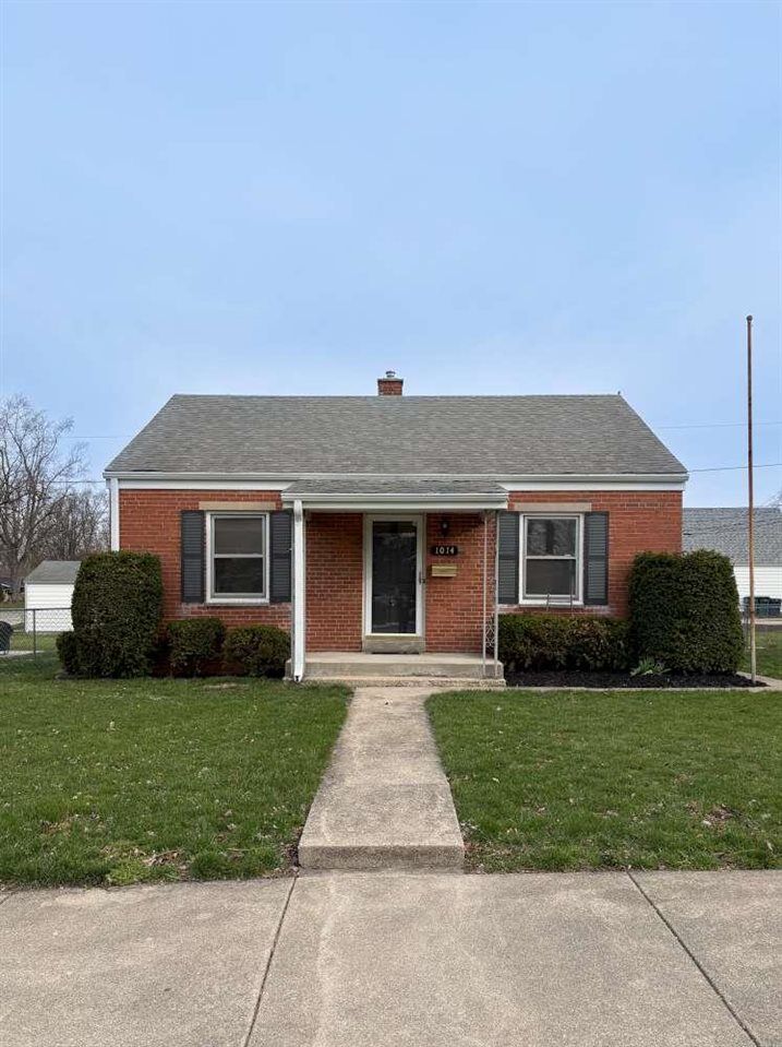 Property Photo:  1014 W Main Street  IN 47374 