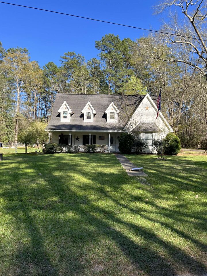 Property Photo:  503 Nutpine  TX 77663 