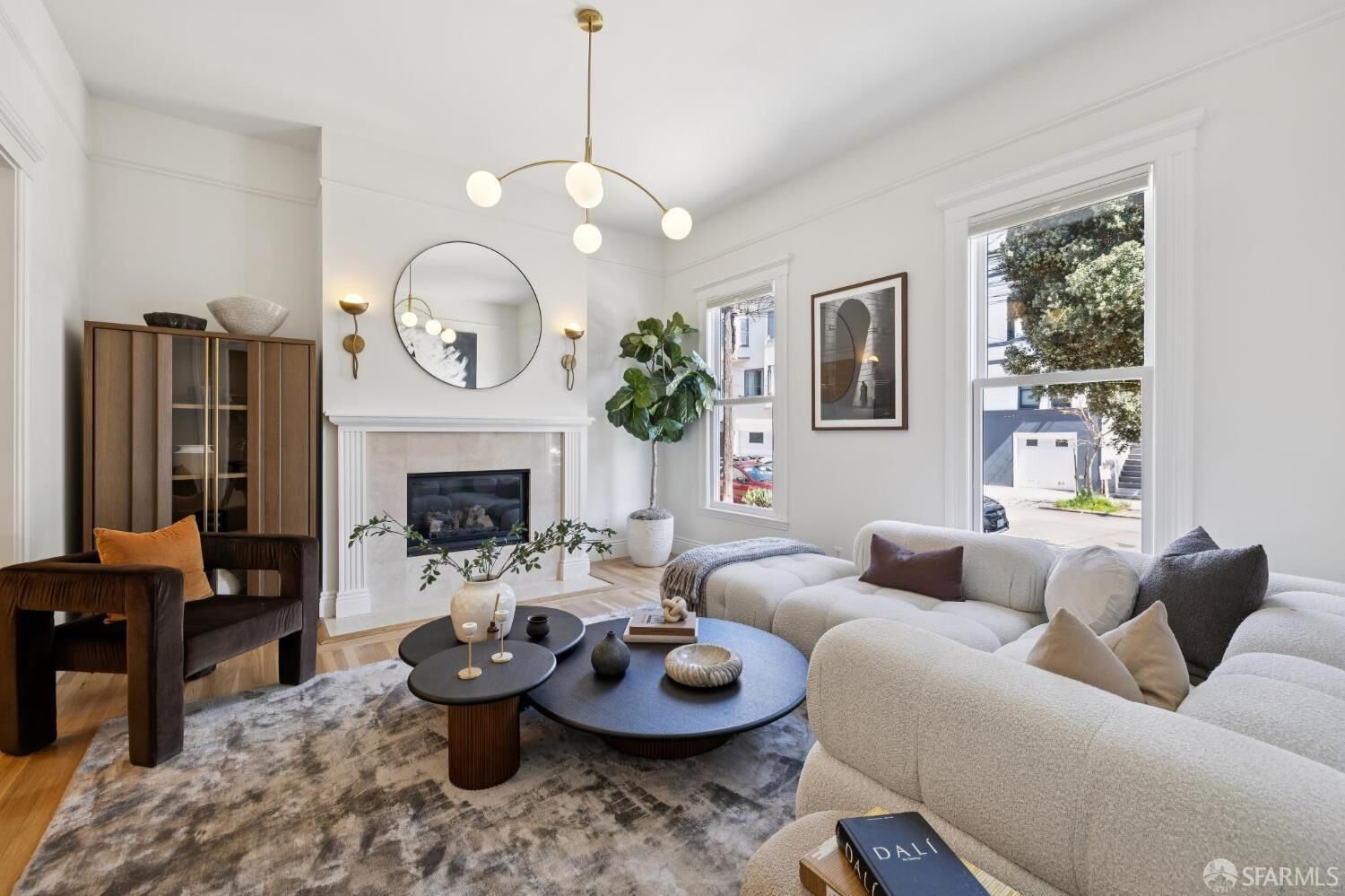 Property Photo: 814 Hampshire Street CA 94110