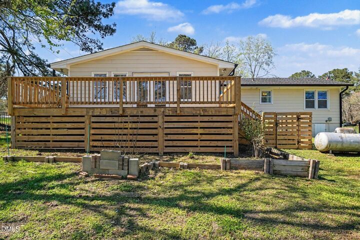 Property Photo:  301 Lane Of Sir Kay  NC 27529 