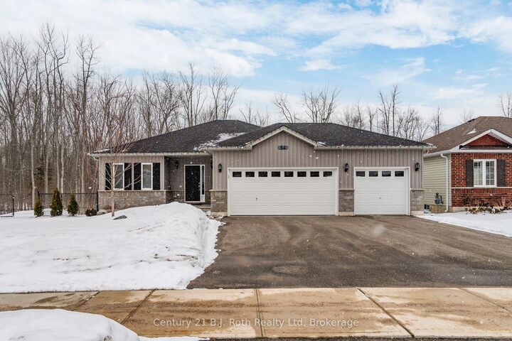 Property Photo: 54 Ralph Dalton Boulevard ON L0K 2A0