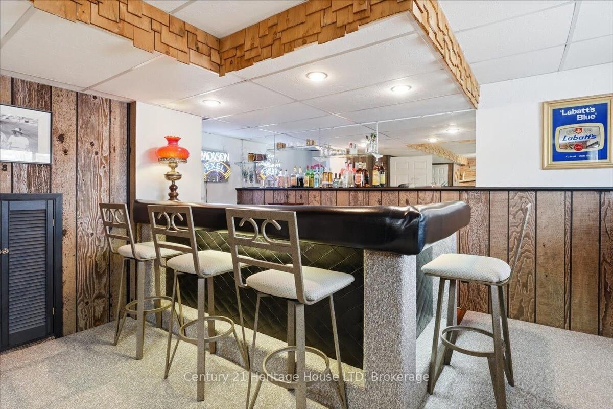 Property Photo: 11 Robert Street ON L3B 5T8