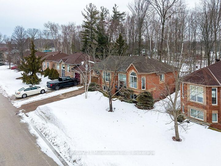 Property Photo:  15 Brillinger Drive  ON L9Z 1L4 