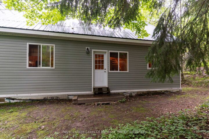 Property Photo: 2709 Muskoka District 118 Road W ON P0B 1J0
