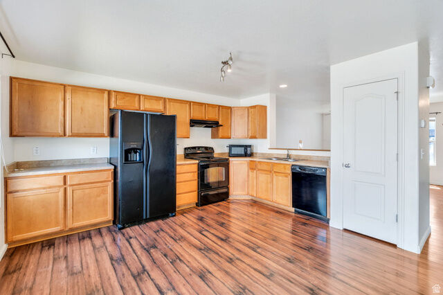 Property Photo: 164 W Carrick Dr UT 84115