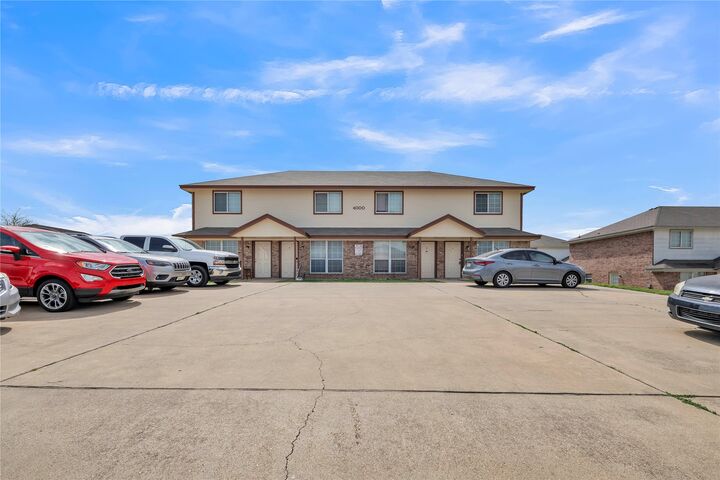 Property Photo: 4000 Doraine Court TX 76549