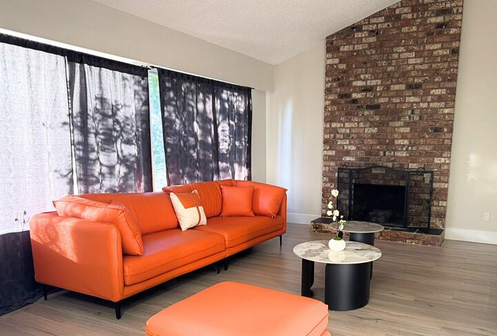 Property Photo: 8366 Arbour Place BC V4C 7H4