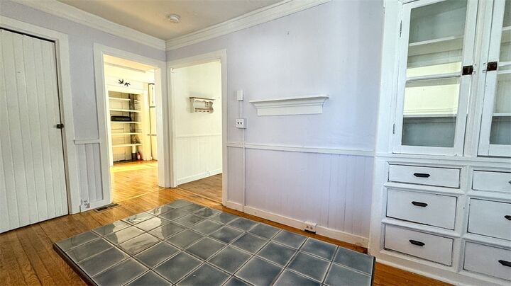 Property Photo:  308 Coddington Road  NY 14850 