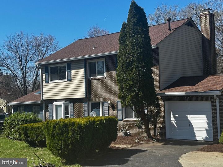 Property Photo:  17720 Millcrest Drive  MD 20855 