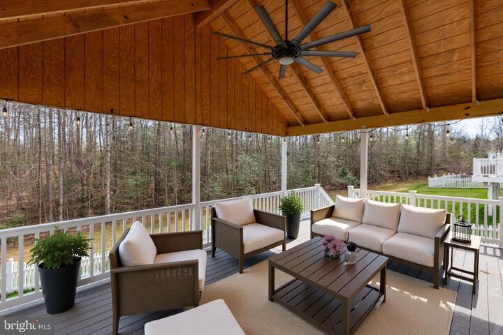 Property Photo: 5606 Cedar Mountain Court VA 22407