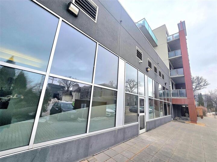 Photo de la propriété:  374 River Avenue  MB R3L 0E4 