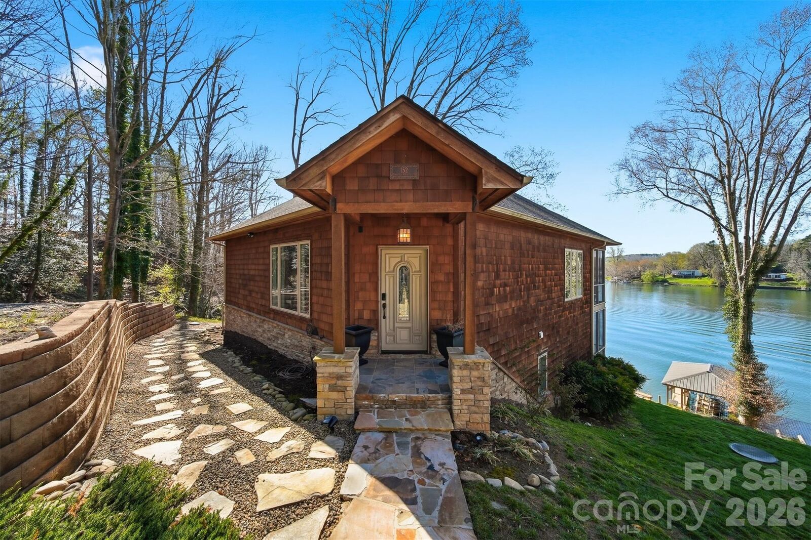 Property Photo: 152 Bridge Pointe Lane NC 28601