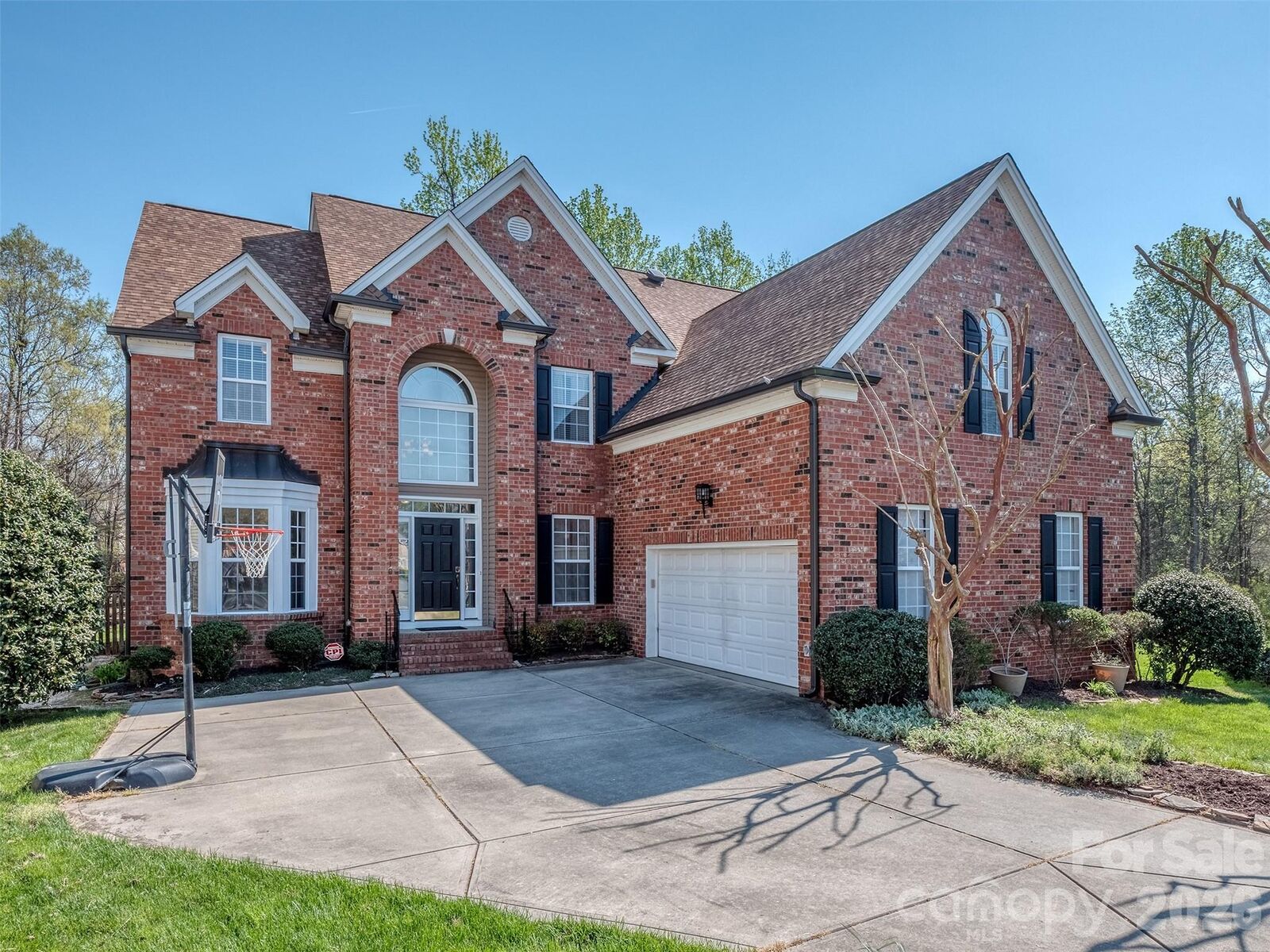 Property Photo:  12103 Crescent Run Court  NC 28277 