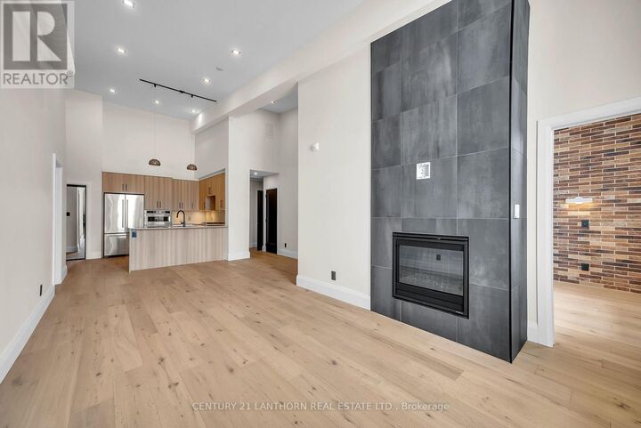 Property Photo:  38 Front Street Unit # 1  ON K8N 4N2 