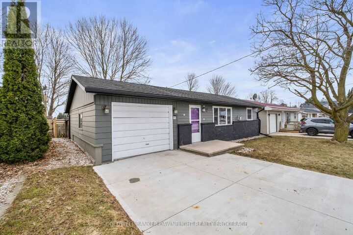 Property Photo: 161 Huron Street East ON N0M 1S1