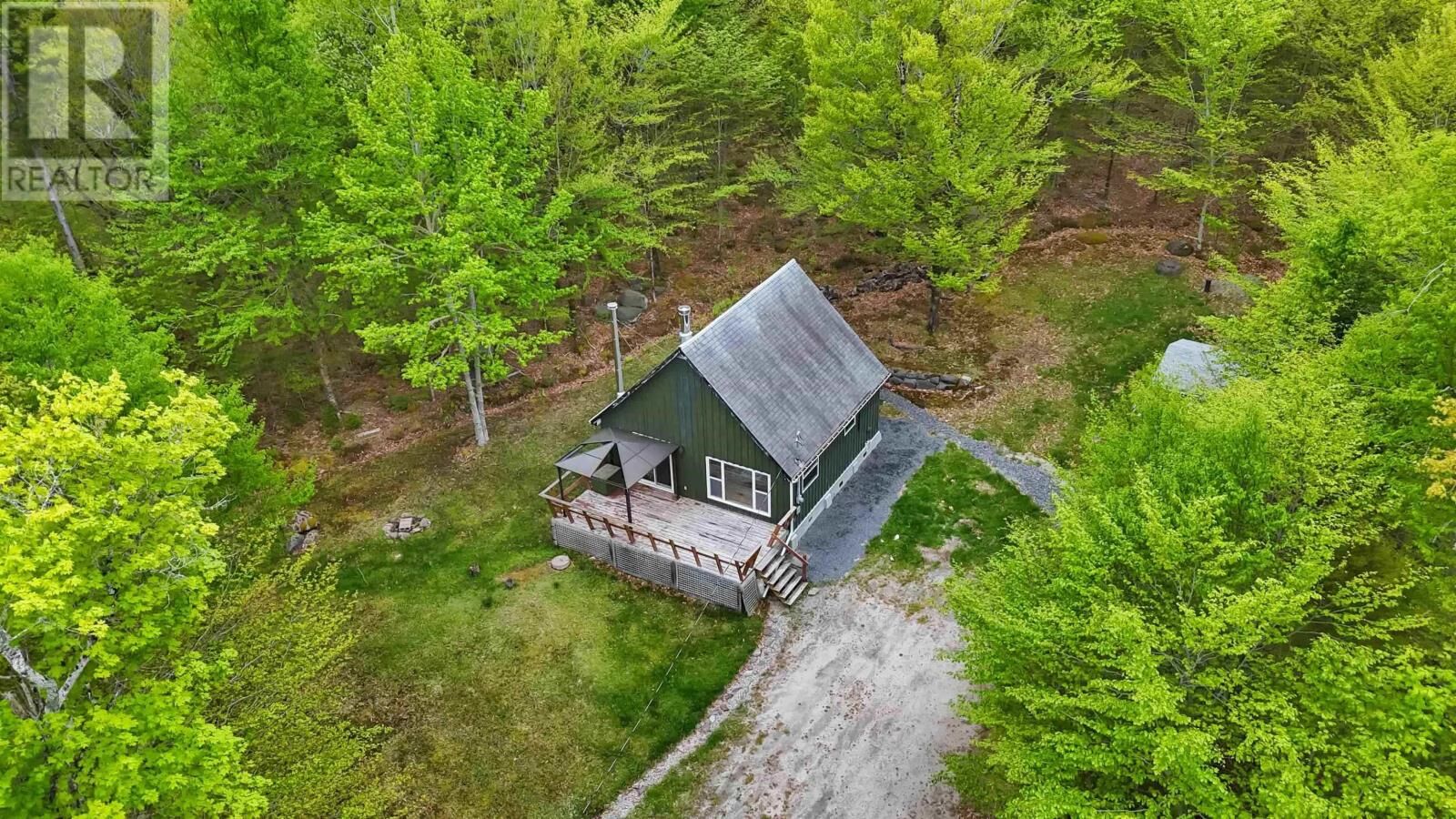 Property Photo: 719 Gilberts Lane NS B0R 1A0