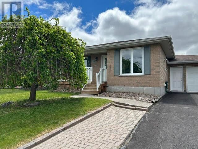 Property Photo: 329 Mary Street West ON K9V 5X5