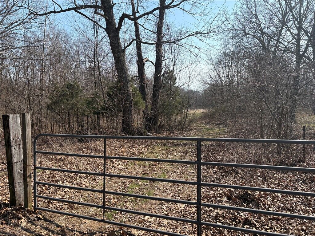 Property Photo:  Goshawk Lane  IL 62838 