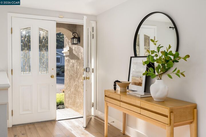 Property Photo:  34 Pony Ct  CA 94583 