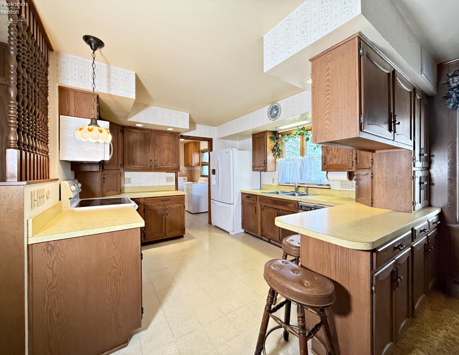 Property Photo:  96 Lindsay Avenue  OH 44883 