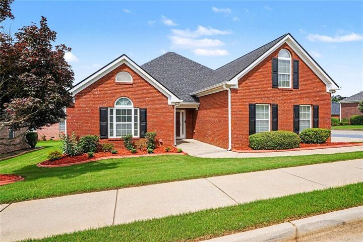 Property Photo:  401 Gracious Way  GA 30253 