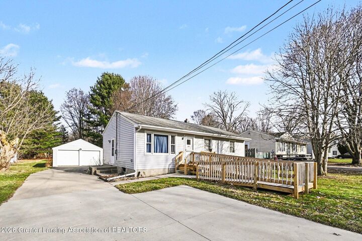 Property Photo:  6253 Hilliard Road  MI 48911 