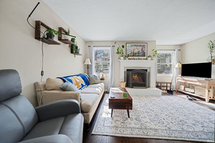 Property Photo:  1433 N Oakhill Drive  IN 46637 