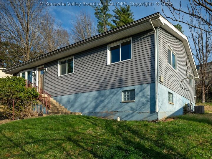 Property Photo:  1817 Huber Road  WV 25314 