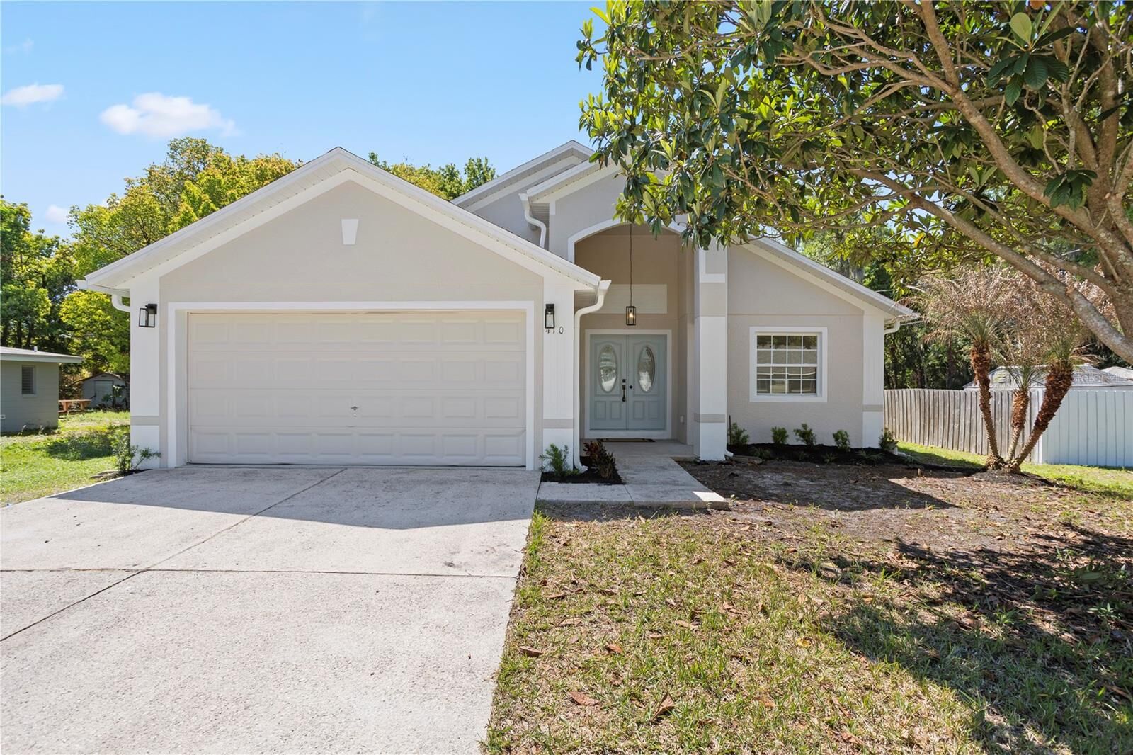 Property Photo:  410 Georgia Avenue  FL 32750 