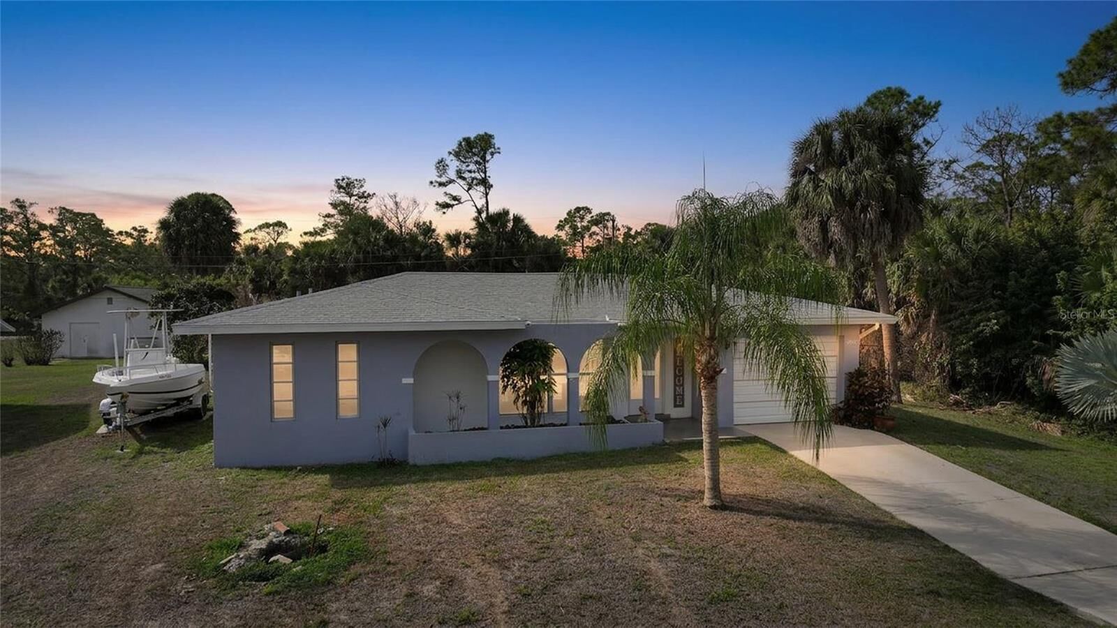 Property Photo:  15223 Chamberlain Boulevard  FL 33953 
