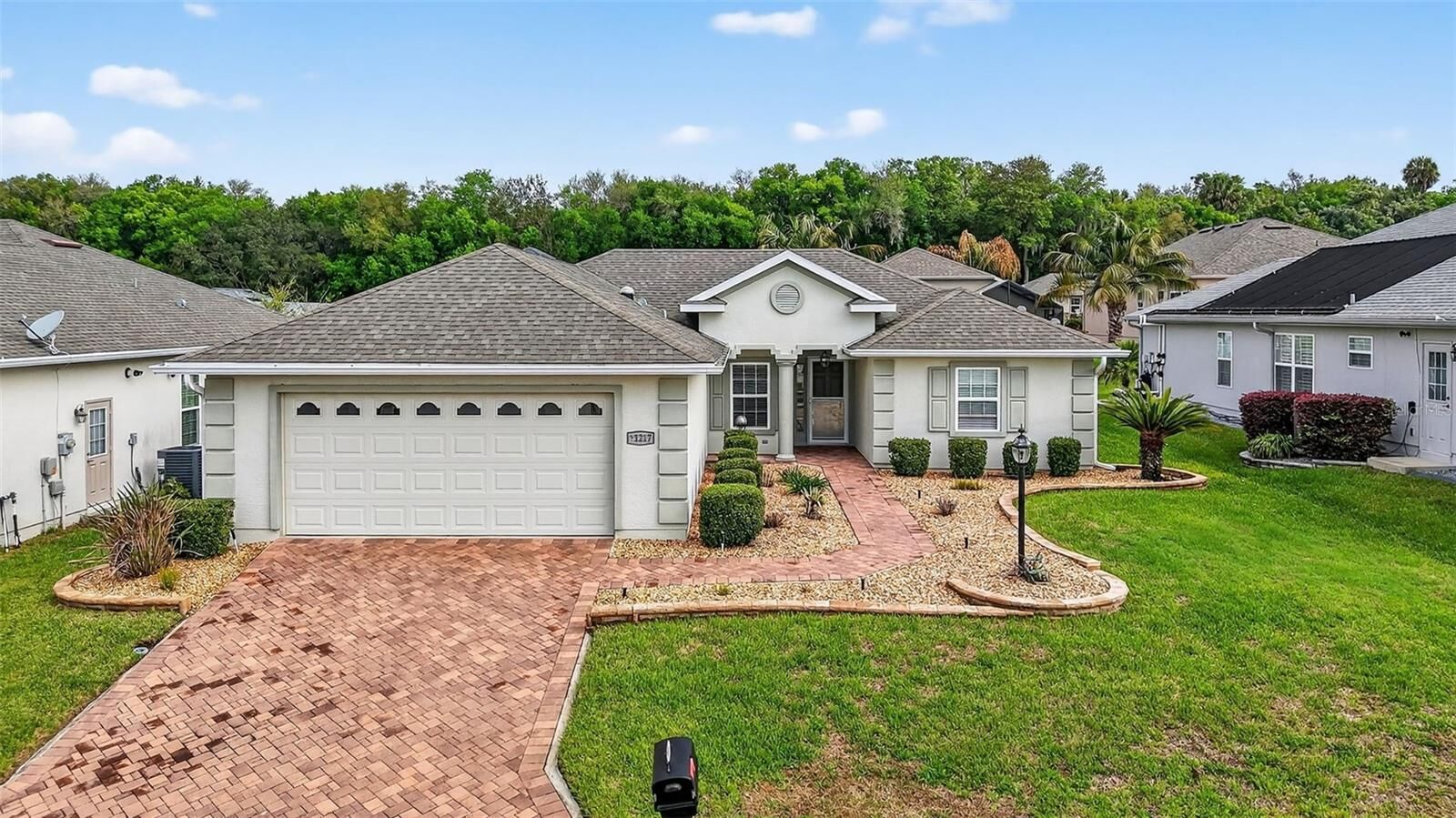 Property Photo:  11217 SE 170th Lane  FL 34491 
