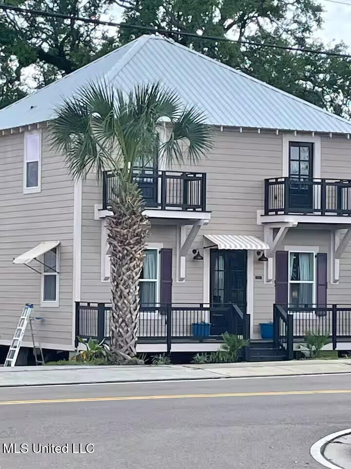 Property Photo:  649 Howard Avenue  MS 39530 