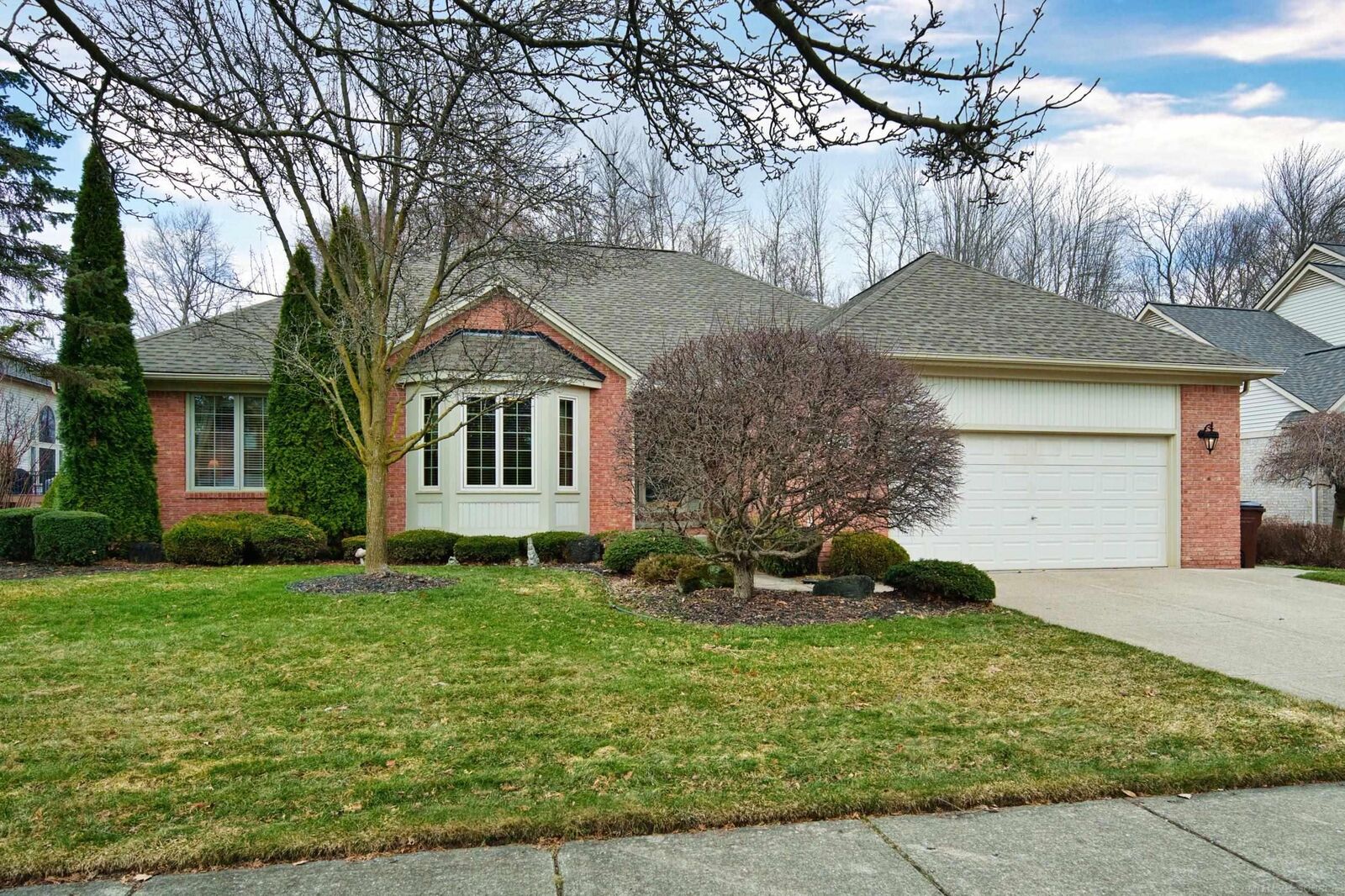 Property Photo:  6703 Chianti Court  MI 48316 