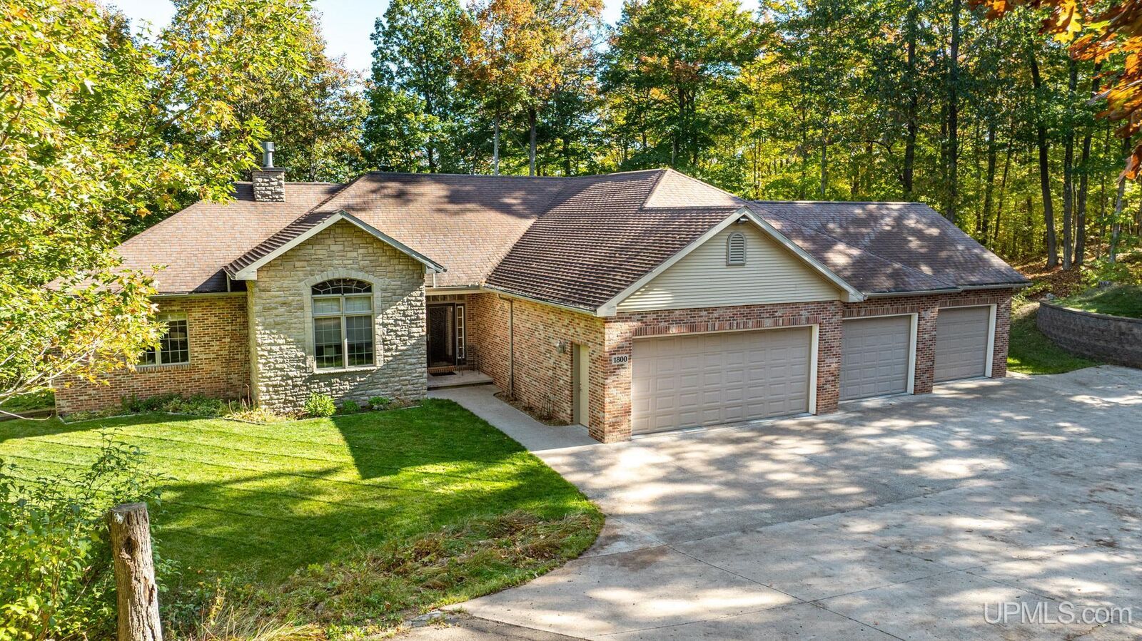 Property Photo:  1800 Middle Point Lane  MI 49931 