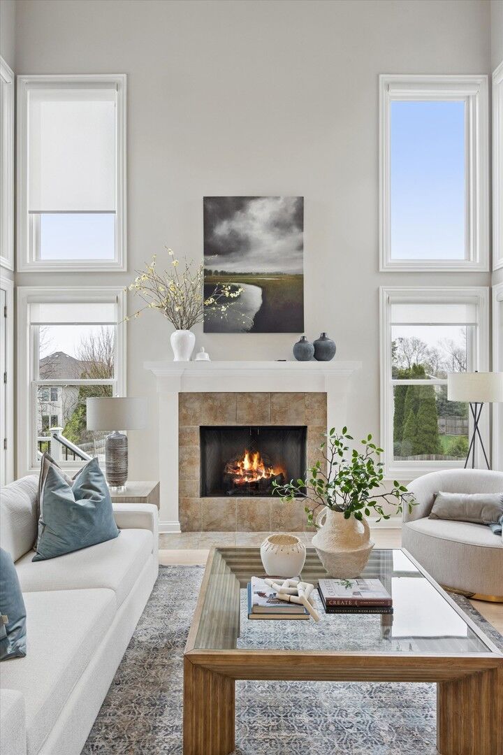 Property Photo:  829 Avon Court  IL 60137 