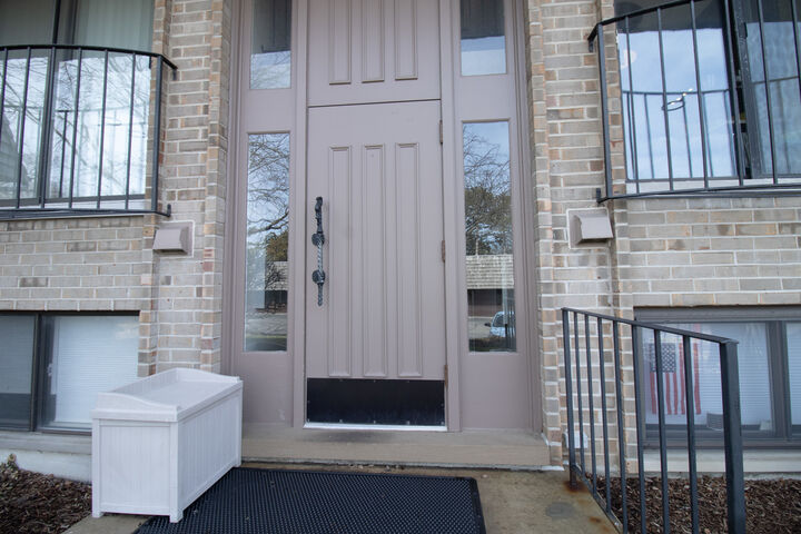 Property Photo:  1706 Northfield Square D  IL 60093 