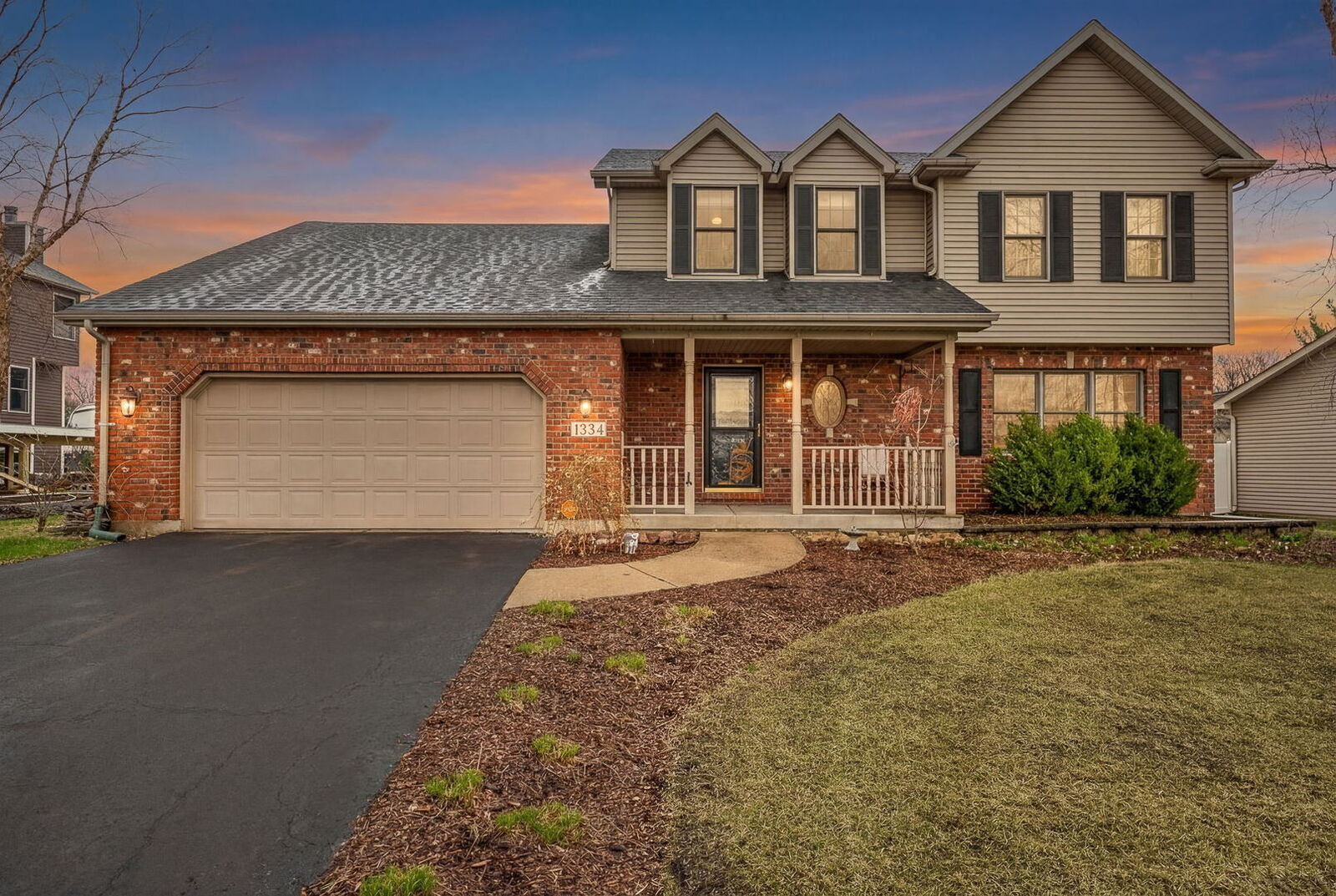 Property Photo: 1334 Walsh Drive IL 60560