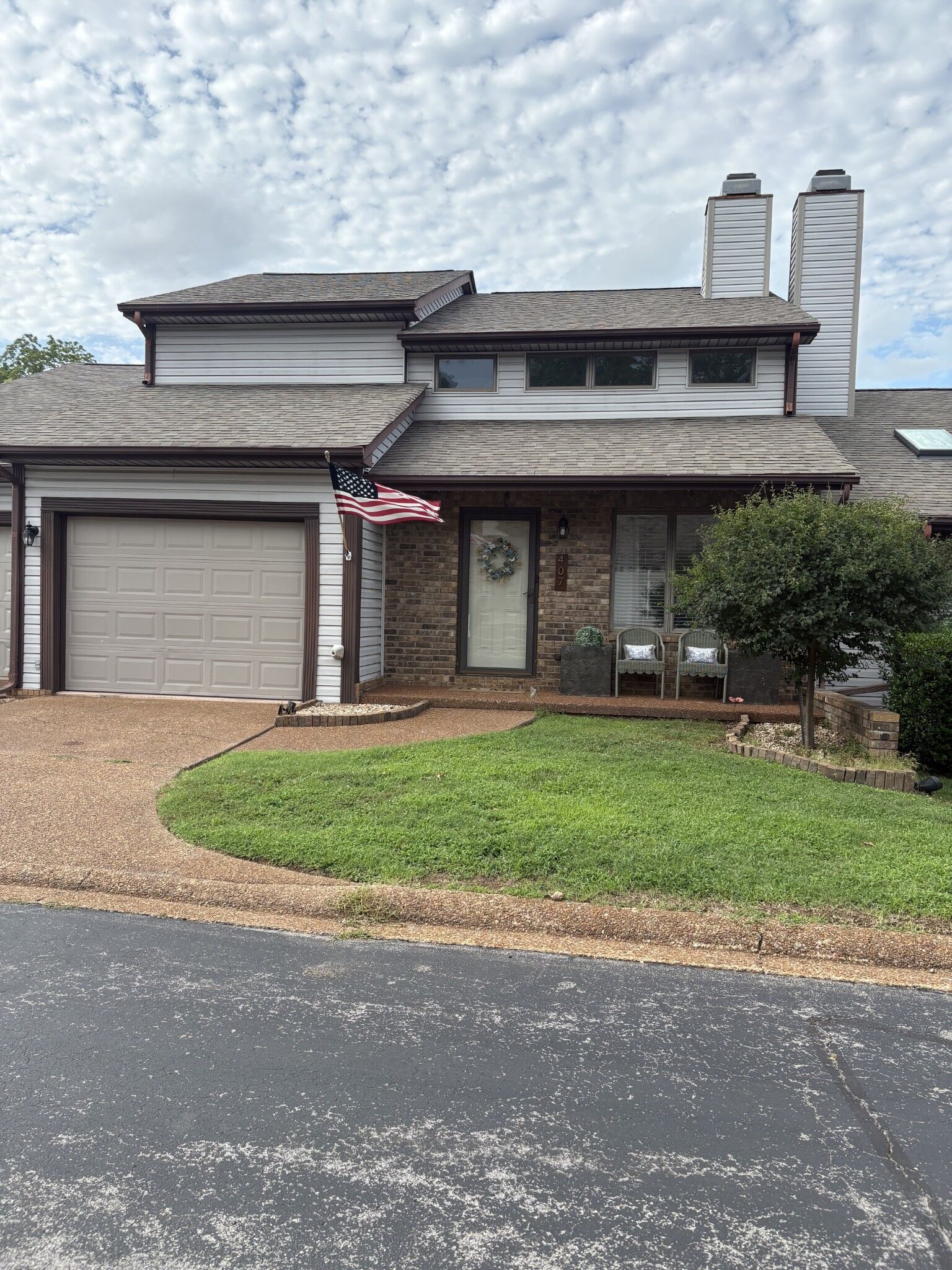 Property Photo: 407 Country Club Ct TN 37043