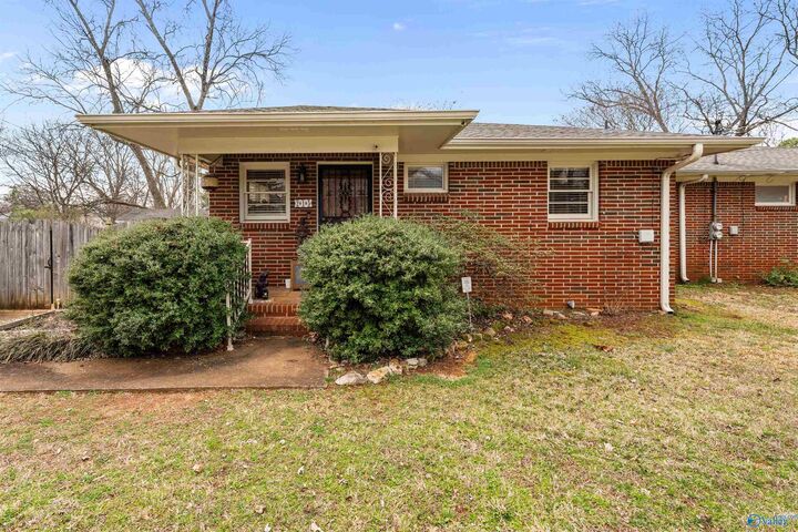 Property Photo: 215 Minor Street NE AL 35801