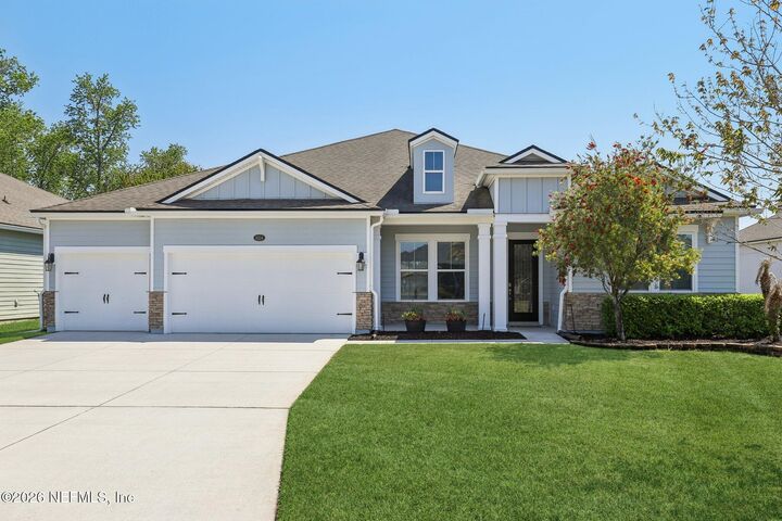 Property Photo:  3024 Free Bird Loop  FL 32043 