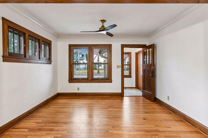 Property Photo:  4727 Nokomis Avenue  MN 55406 