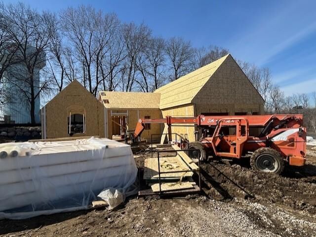 Property Photo:  2683 Lakeview Court  MN 55117 