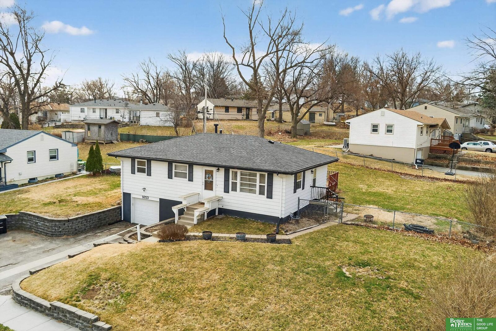 Property Photo:  9253 Tomahawk Boulevard  NE 68134 