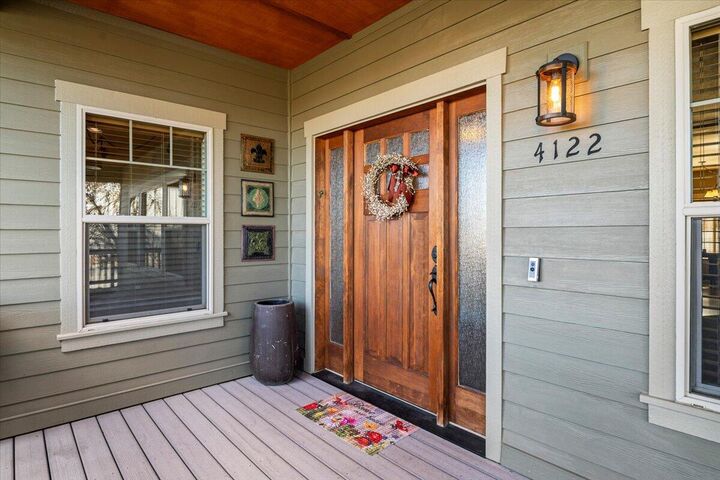 Property Photo: 4122 SW Salmon Place OR 97756