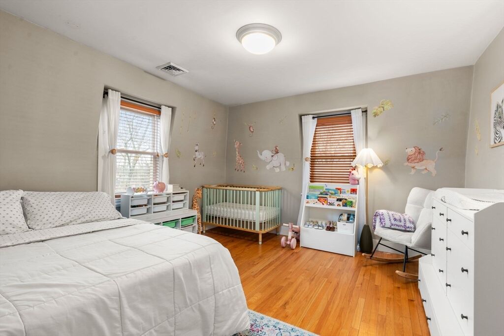 Property Photo: 28 Franklin St 28 MA 02472