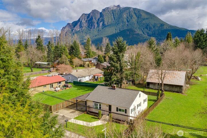 Property Photo:  12316  412th Avenue SE  WA 98045 