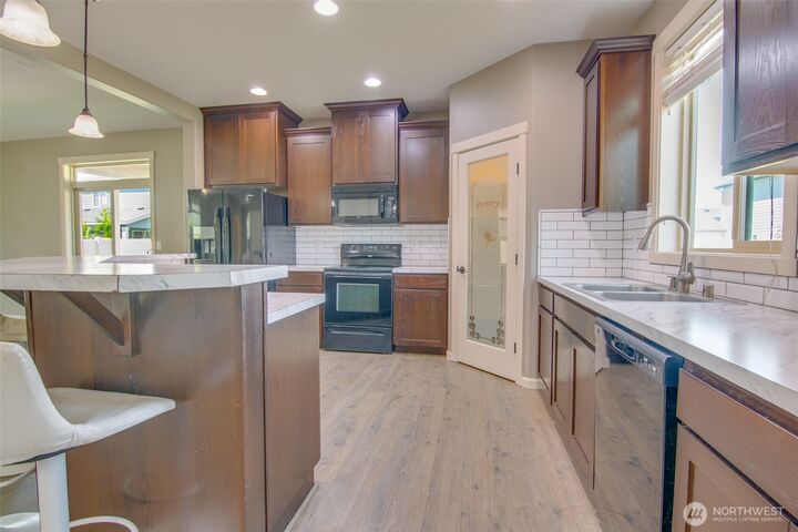 Property Photo:  4712  Badger Street  WA 98837 