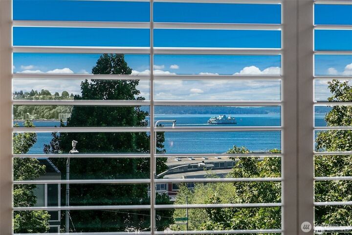 Property Photo:  2801  1st Avenue 113  WA 98121 